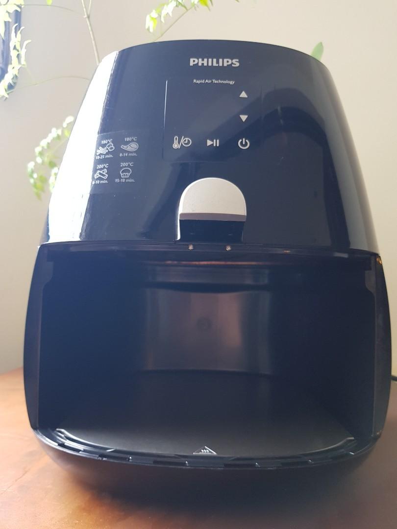 Philips Digital Airfryer HD9230, TV & Home Appliances, Kitchen Appliances, Cookers on Carousell