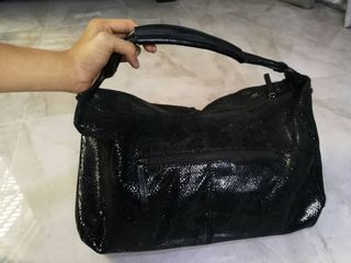 (Category: ) located in . Submitted by fiza2012 (Listing ID 1062895485, Image 1). Description: .