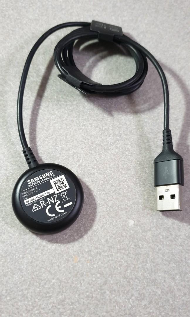 Samsung Galaxy Watch charging pad, Mobile Phones & Gadgets, Wearables