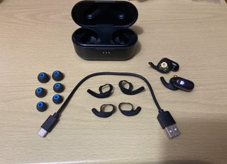 （分類：）位於 。 由 Raysiu 提交（商品編號 1062933796，圖片 1）。簡介： 。