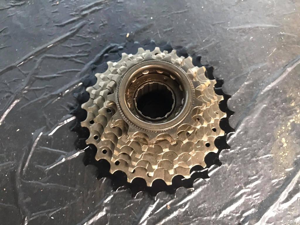 8 speed cogs thread type best sale