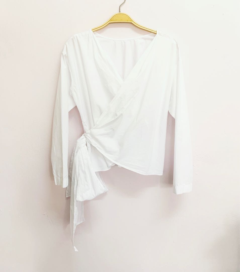 uniqlo wrap blouse