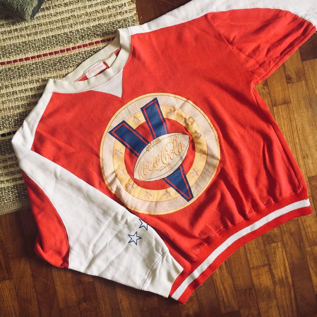 Coca cola sweatshirt 80s store