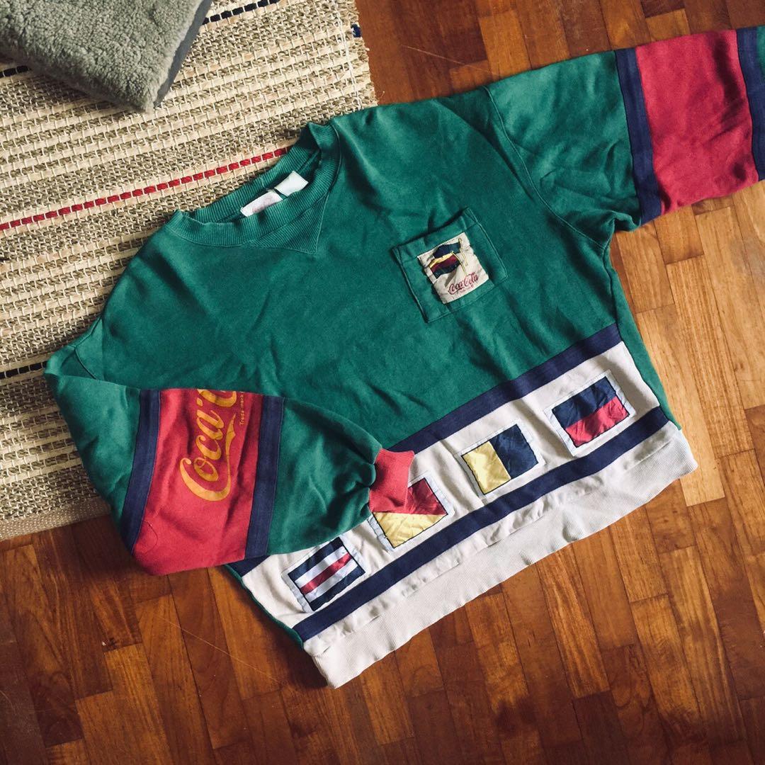Coca cola sweatshirt 80s store