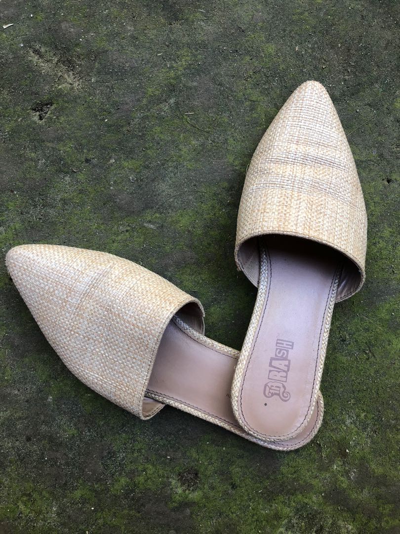 Payless mule hot sale