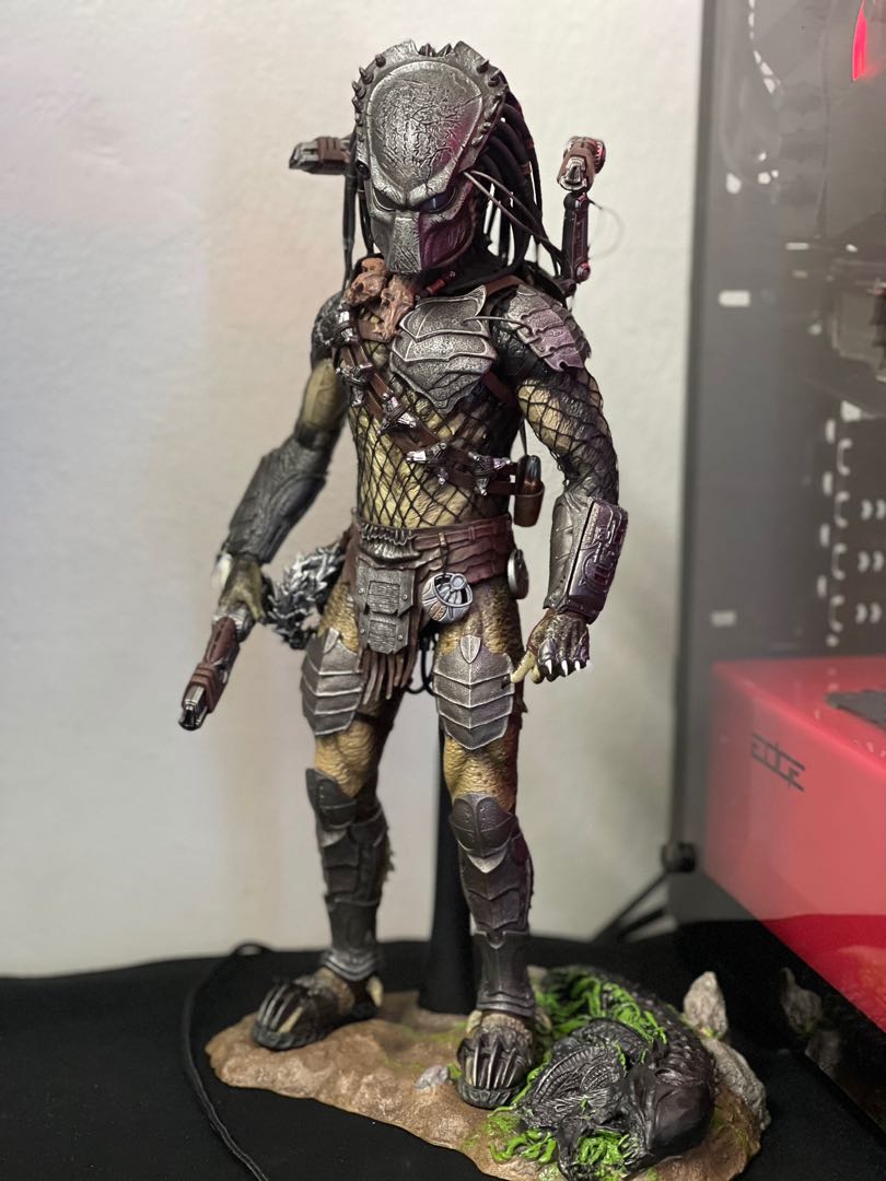 1 6 Hot Toys MMS443 Wolf Predator 2018 BIB