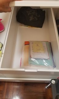 （分類：）位於 。 由 leenadbritto 提交（商品編號 1063014083，圖片 1）。簡介： 。