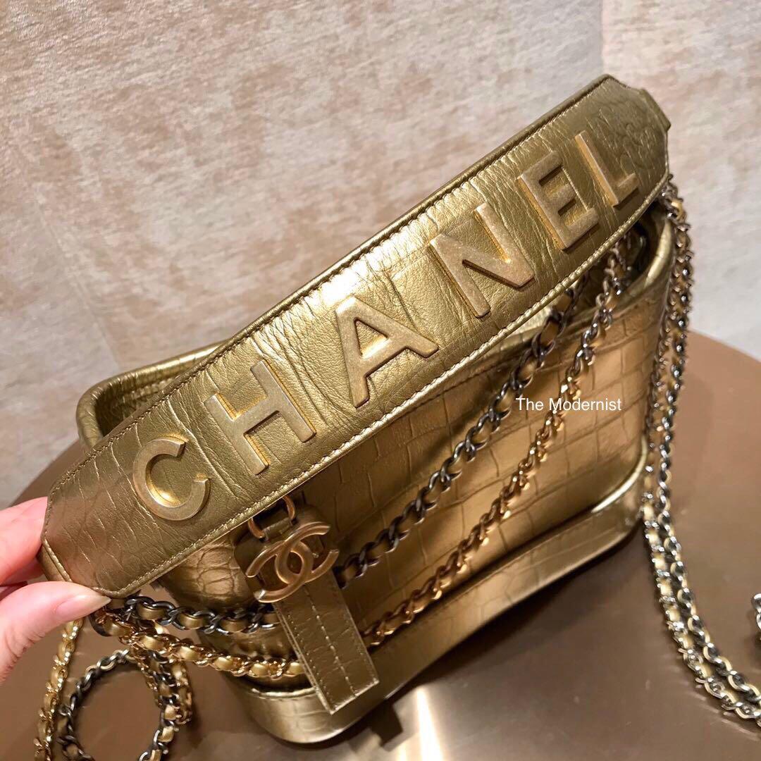 Authentic Chanel Croc Embossed Small Gabrielle Hobo Bag Gold, Luxury, Bags  & Wallets on Carousell