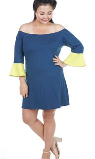 (Category: ) located in . Submitted by sellplussize (Listing ID 1062998371, Image 1). Description: .
