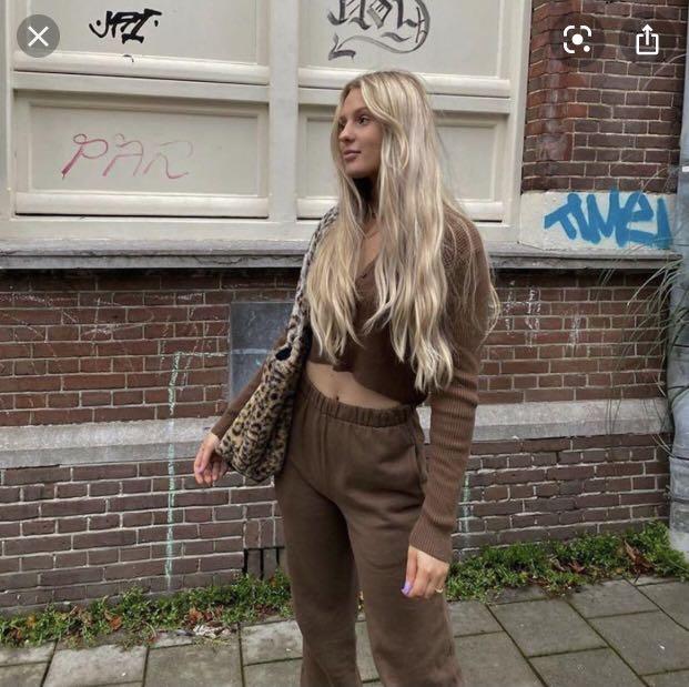 Brandy Melville Brown Rosa Sweatpants 