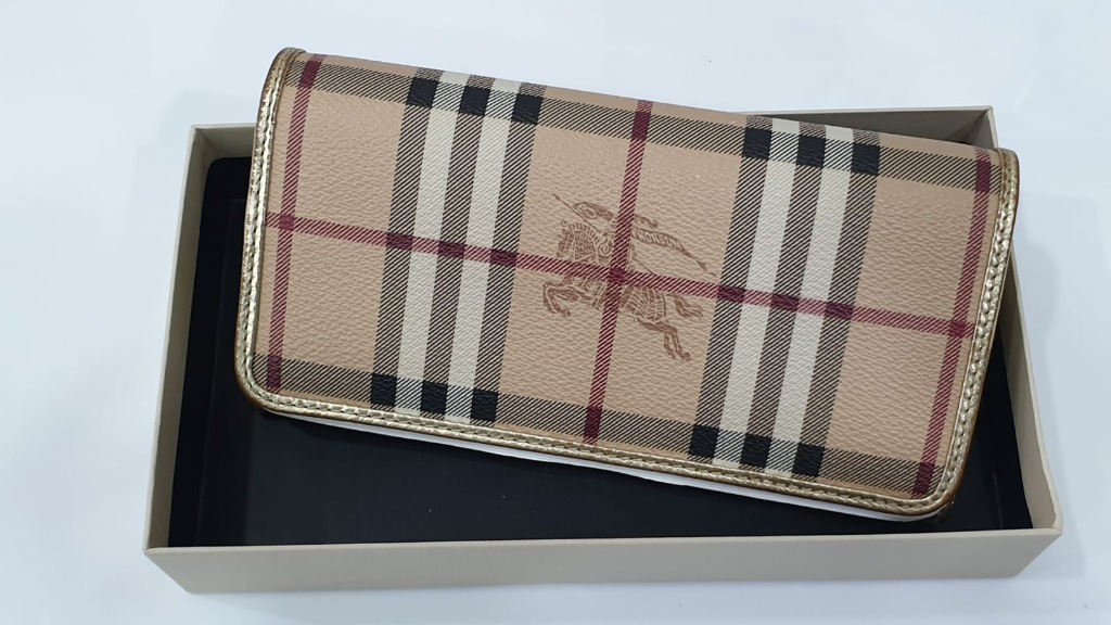 Burberry penrose continental wallet online