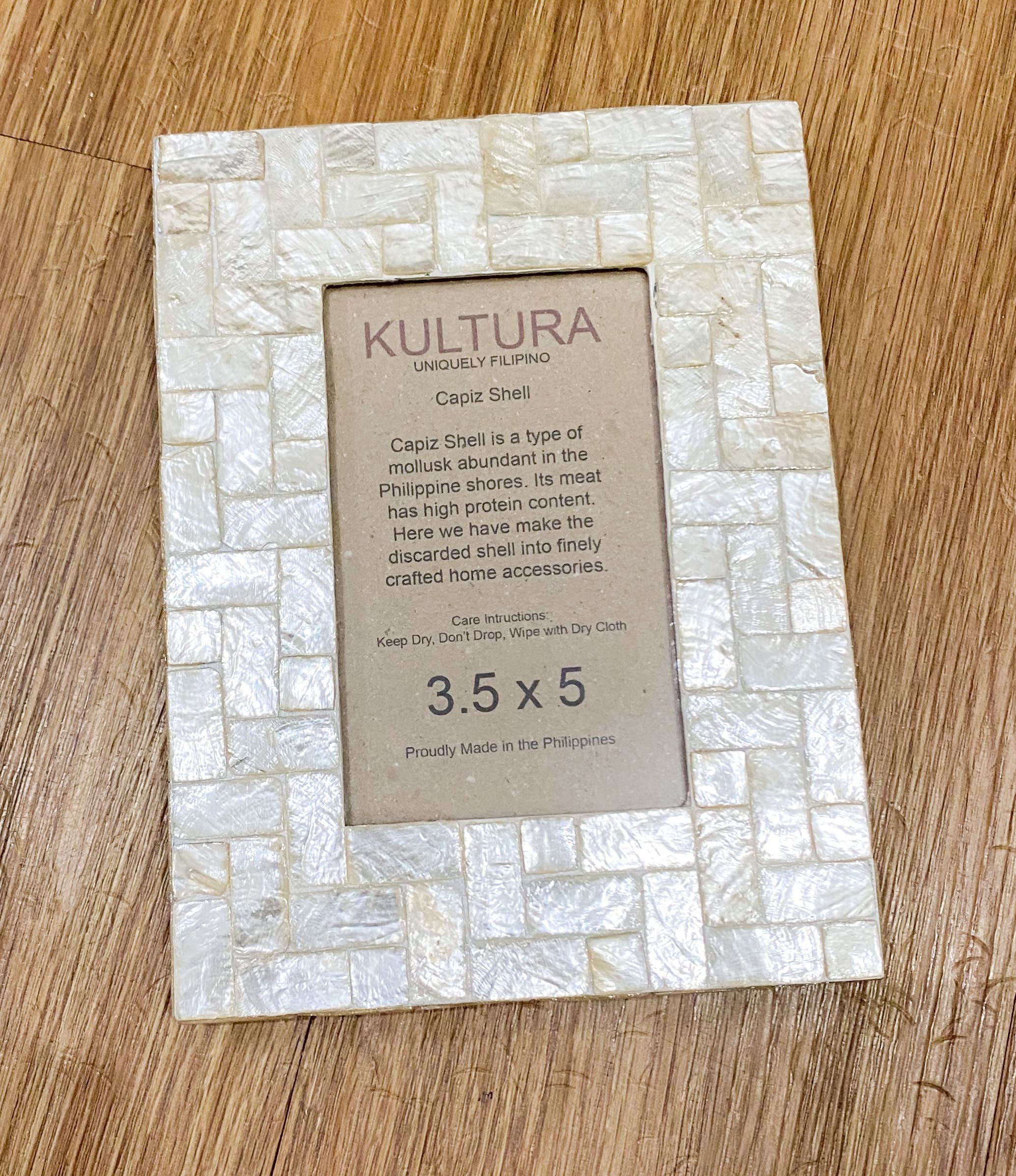 Capiz Shell picture frame, Furniture & Home Living, Home Decor, Frames