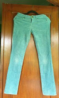 Celana corduroy Uniqlo toska
