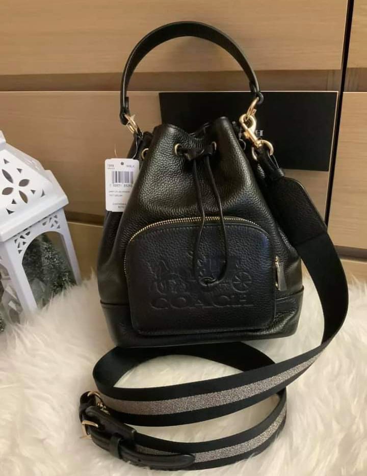Coach Jes Bucket Women s Fashion Bags Wallets Cross body Bags on Carousell