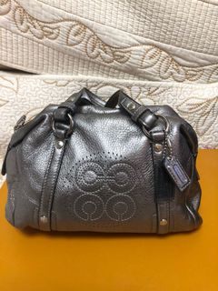 （分類：）位於 。 由 ivyeugene 提交（商品編號 1063080262，圖片 1）。簡介： 。