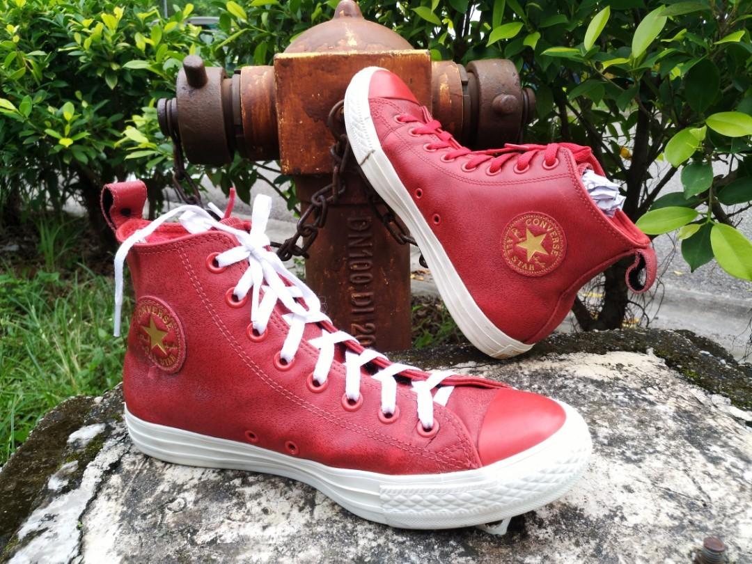 CONVERSE RED LEATHER HIGH CUT