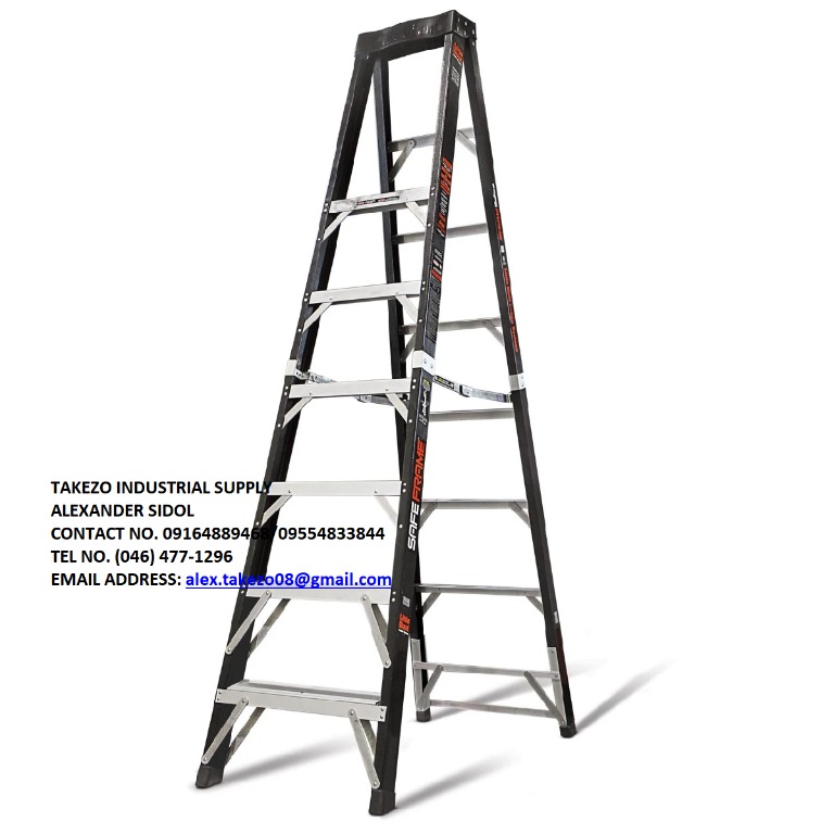 FIBERGLASS STEP LADDER, Commercial & Industrial, Construction Tools