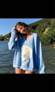 hcw blue skull sweater