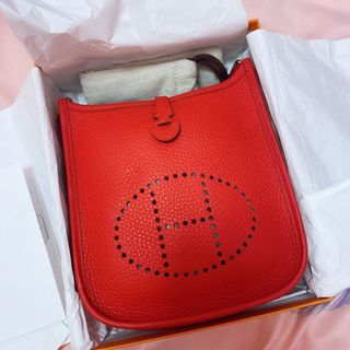 （分類：）位於 。 由 viannchu 提交（商品編號 1063177947，圖片 1）。簡介： 。