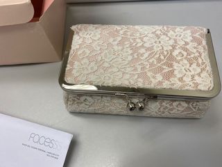 （分類：）位於 。 由 librastyle 提交（商品編號 1063001439，圖片 1）。簡介： 。