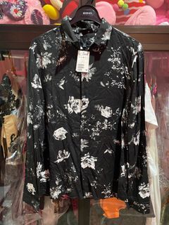 (Kategori: ) berada di . Dikirim oleh secondhandbybabe (ID iklan 1063039337, Gambar 1). Deskripsi: .