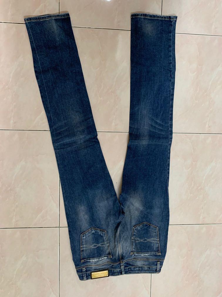 Leara woman premium 2024 denim wear collection