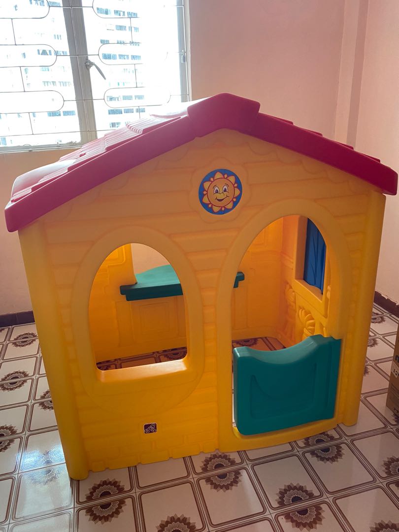 Little Tikes Sunshine Playhouse Excellent Condition 240
