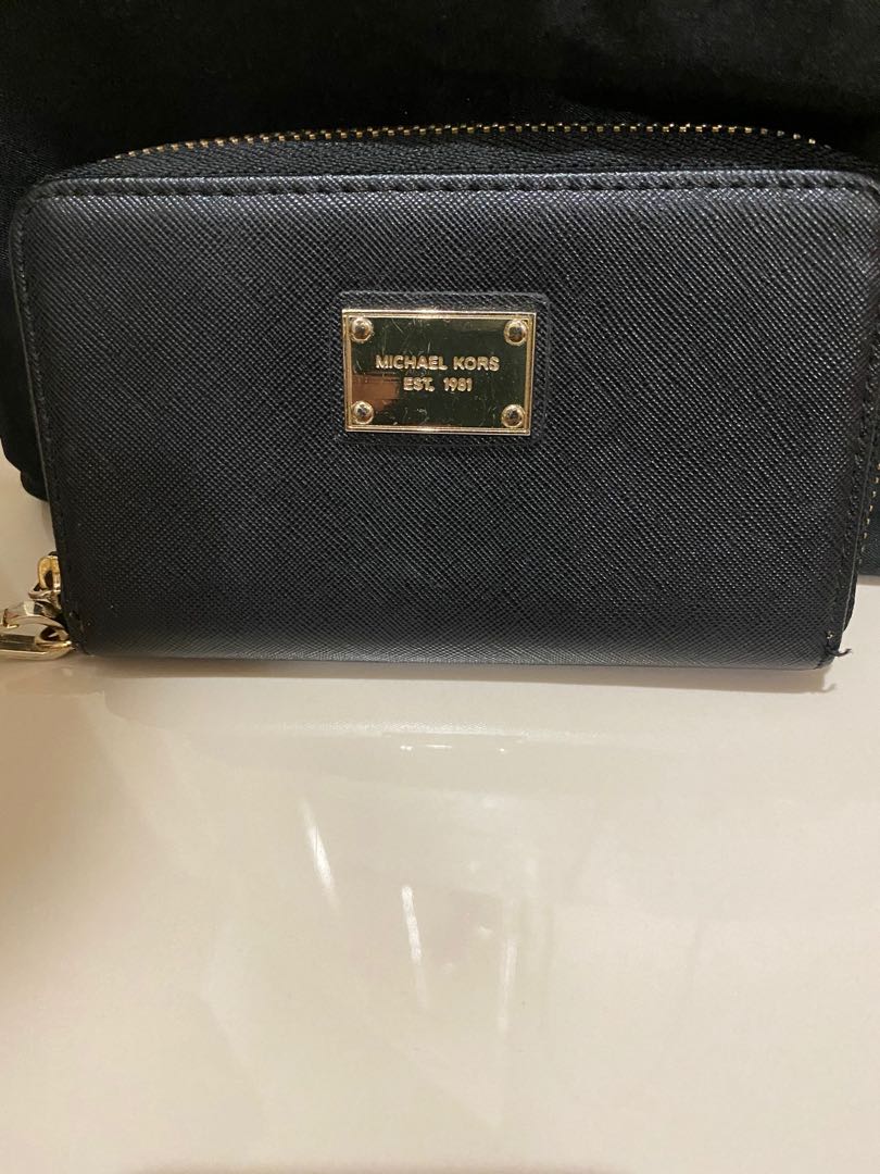 michael kors est 1981 wallet