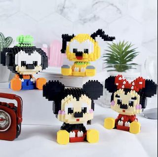 Mini blocks Disney’s Minnie Mouse BNIB mini brick style