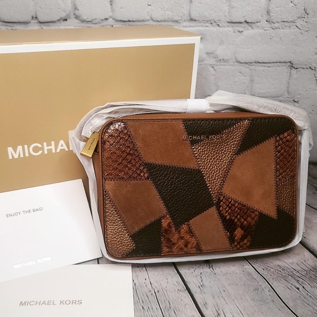 Jet set medium patchwork leather crossbody bag on sale