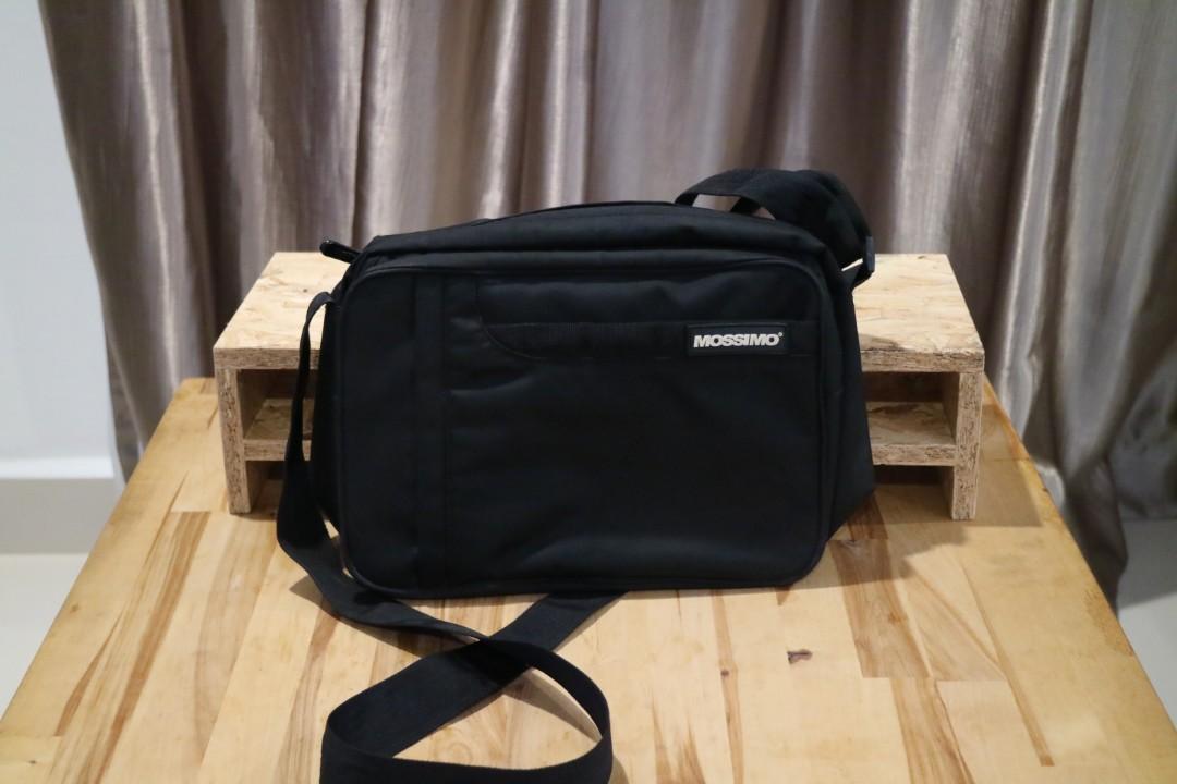 Mossimo shop messenger bag