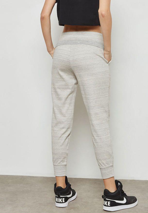 Nike discount advance joggers