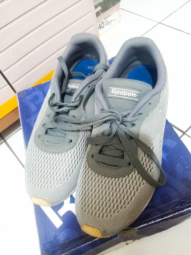 Harga sepatu reebok original di sport station Clearance