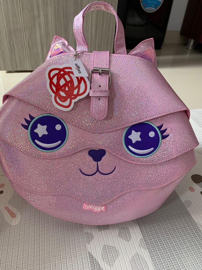 Smiggle shop collapse backpack