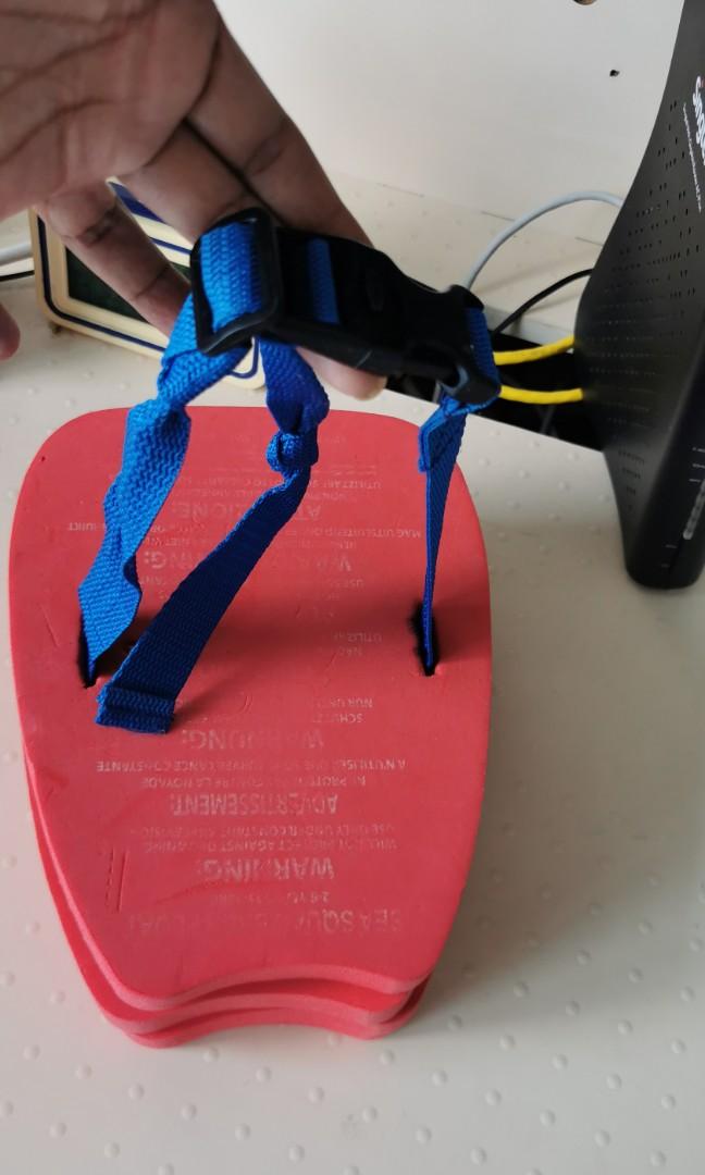 Speedo back float online