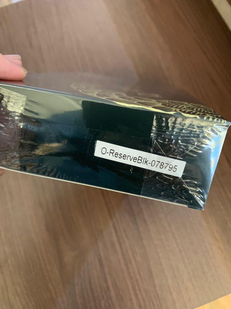 Starbucks Organizer Reserve (Category: Water Bottles & Tumblers) located in Laoag. Submitted by supahfluities (Listing ID 1063264541, Image 2). Description: Starbuck Reserve Black Organizer ✔️ brandnew ✔️ Sealed .