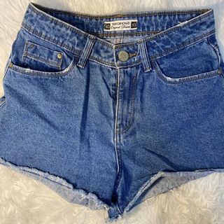 (Category: ) located in . Submitted by barenecessities.co (Listing ID 1063244619, Image 1). Description: .