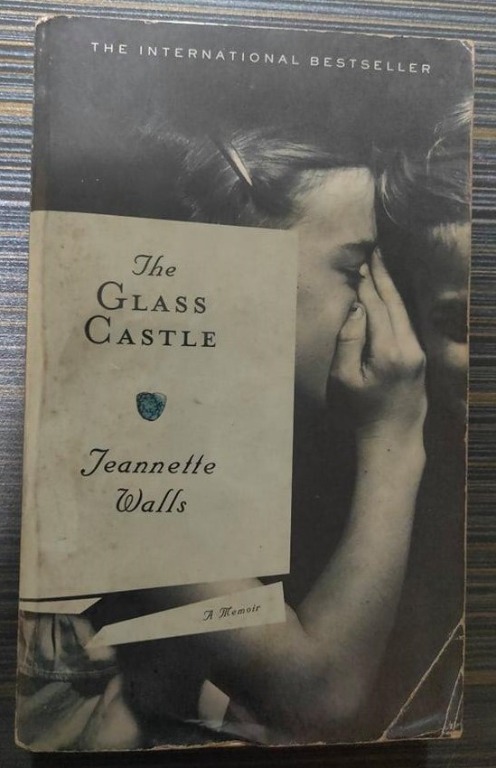 Summary of the glass castle