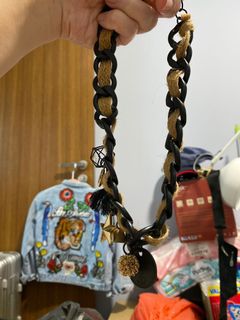 (Category: ) located in . Submitted by cathhh (Listing ID 1063083887, Image 1). Description: .