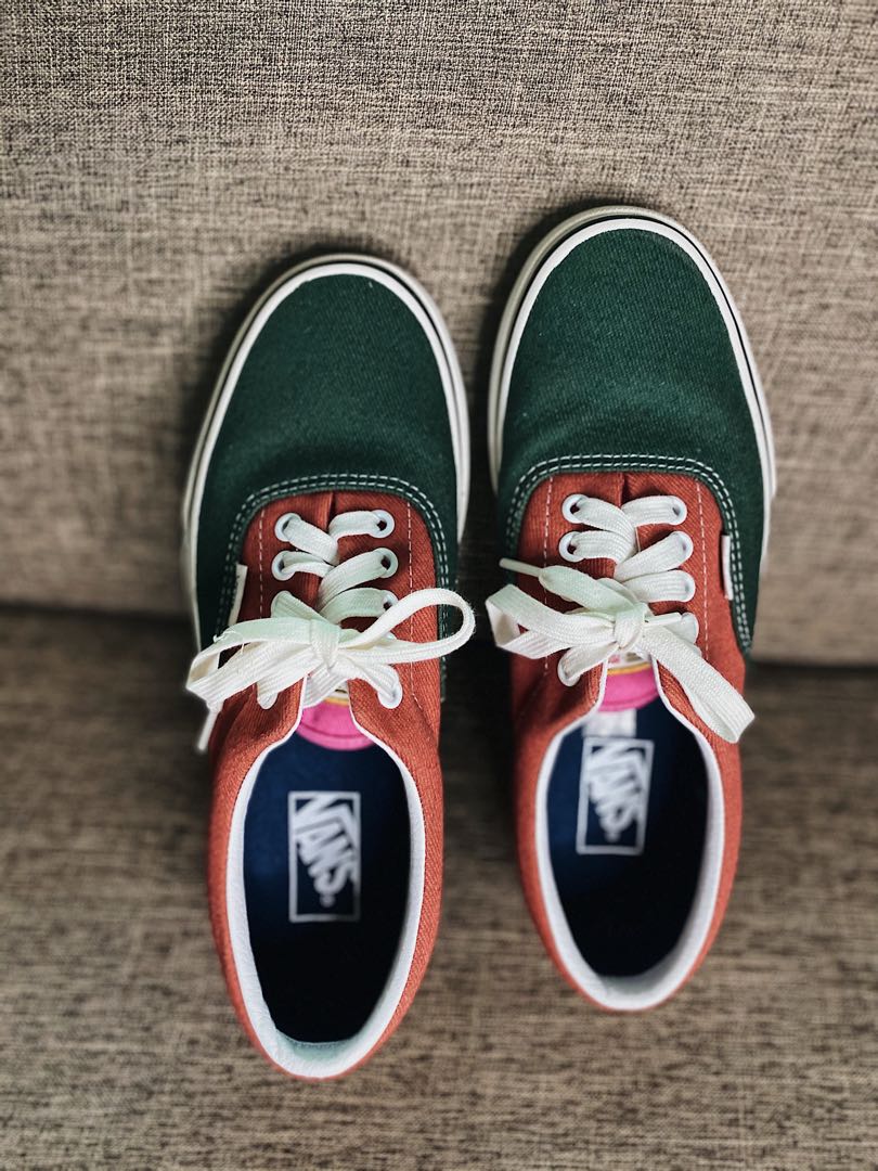 vans era varsity