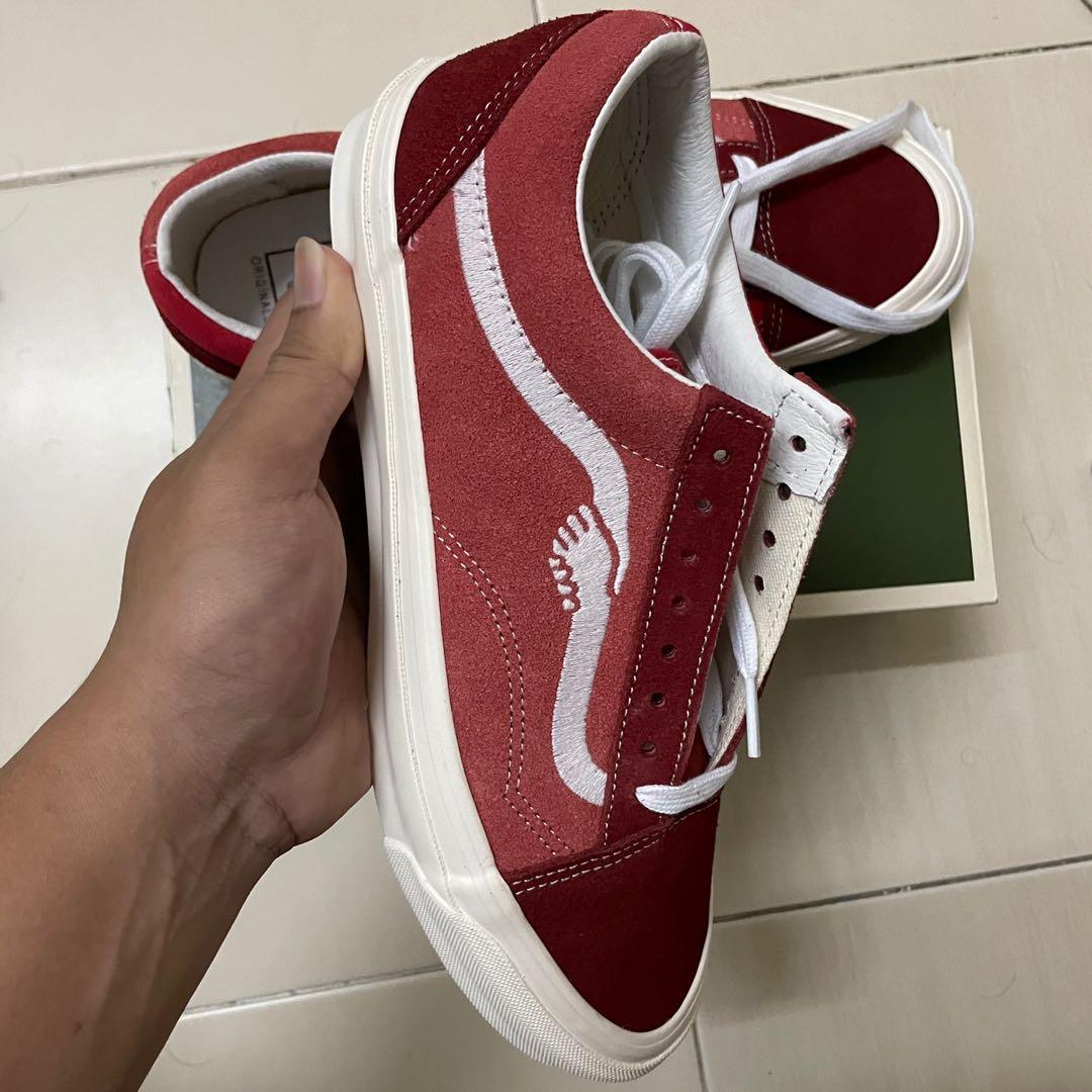 Vans Maroon Old Skool, Men's Fashion, Footwear, Sneakers on Carousell