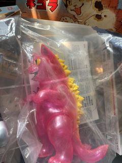 （分類：）位於 。 由 lethalily 提交（商品編號 1063295295，圖片 1）。簡介： 。