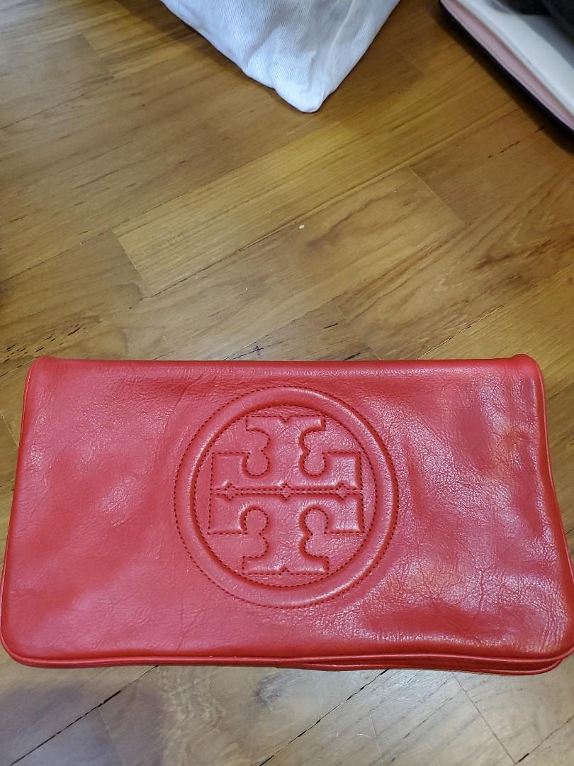 Red tory sales burch clutch