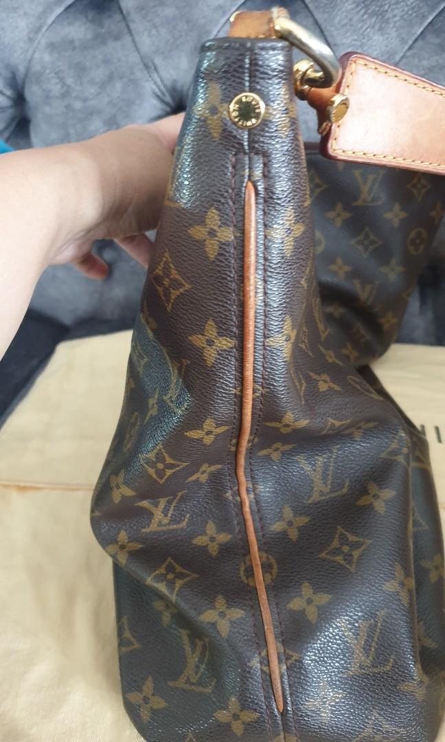 Louis Vuitton Sully MM Monogram, Women's Fashion, Bags & Wallets, Purses &  Pouches on Carousell