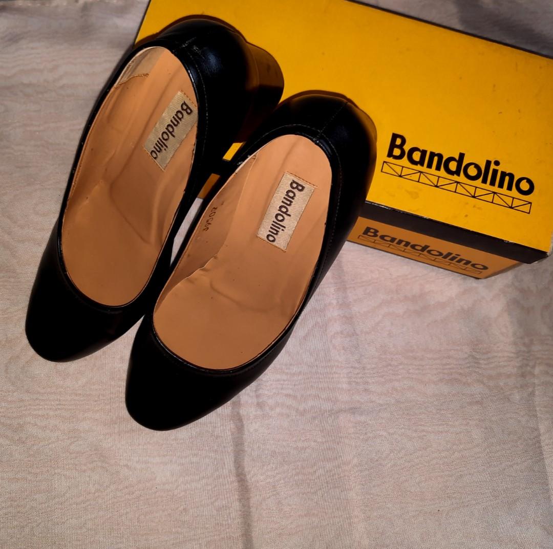 Bandolino best sale school shoes