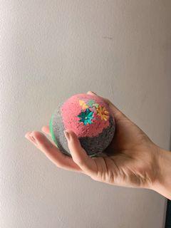 Bath Bomb - customise and personalize your bath bomb