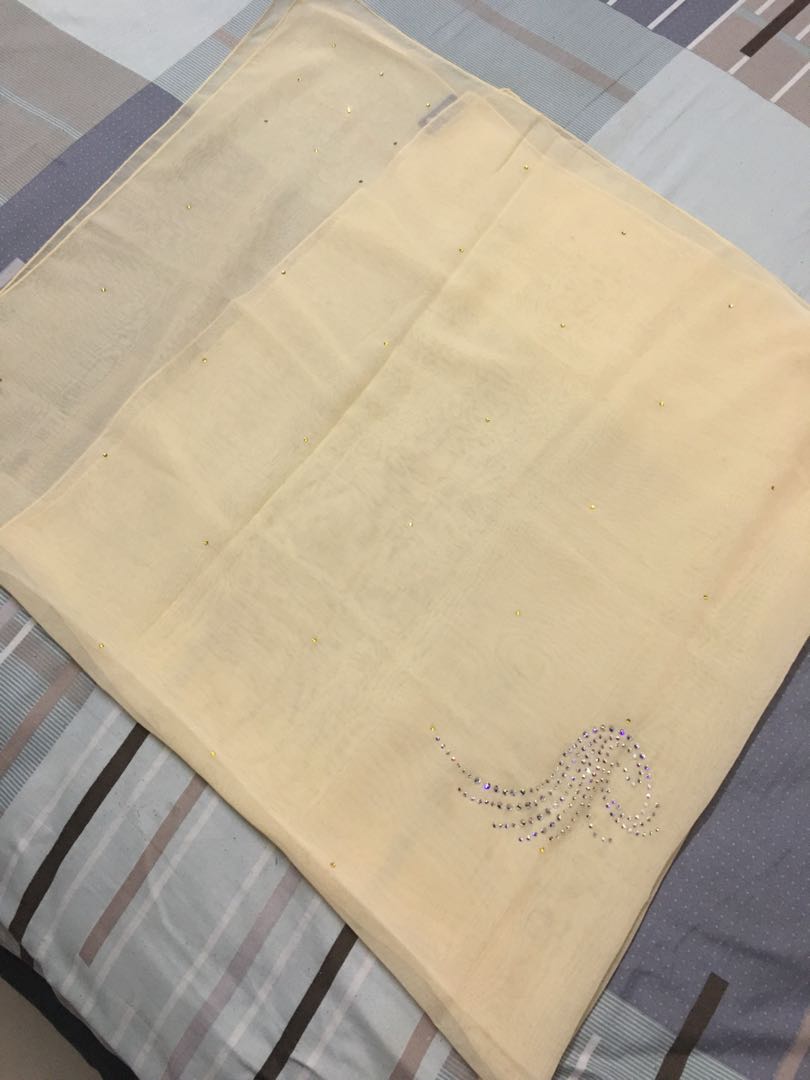Bawal Exclusive Merak Muslimah Fashion Scarves On Carousell