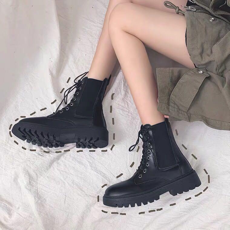 Stretchable boots on sale