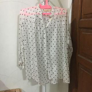Blouse kemeja putih