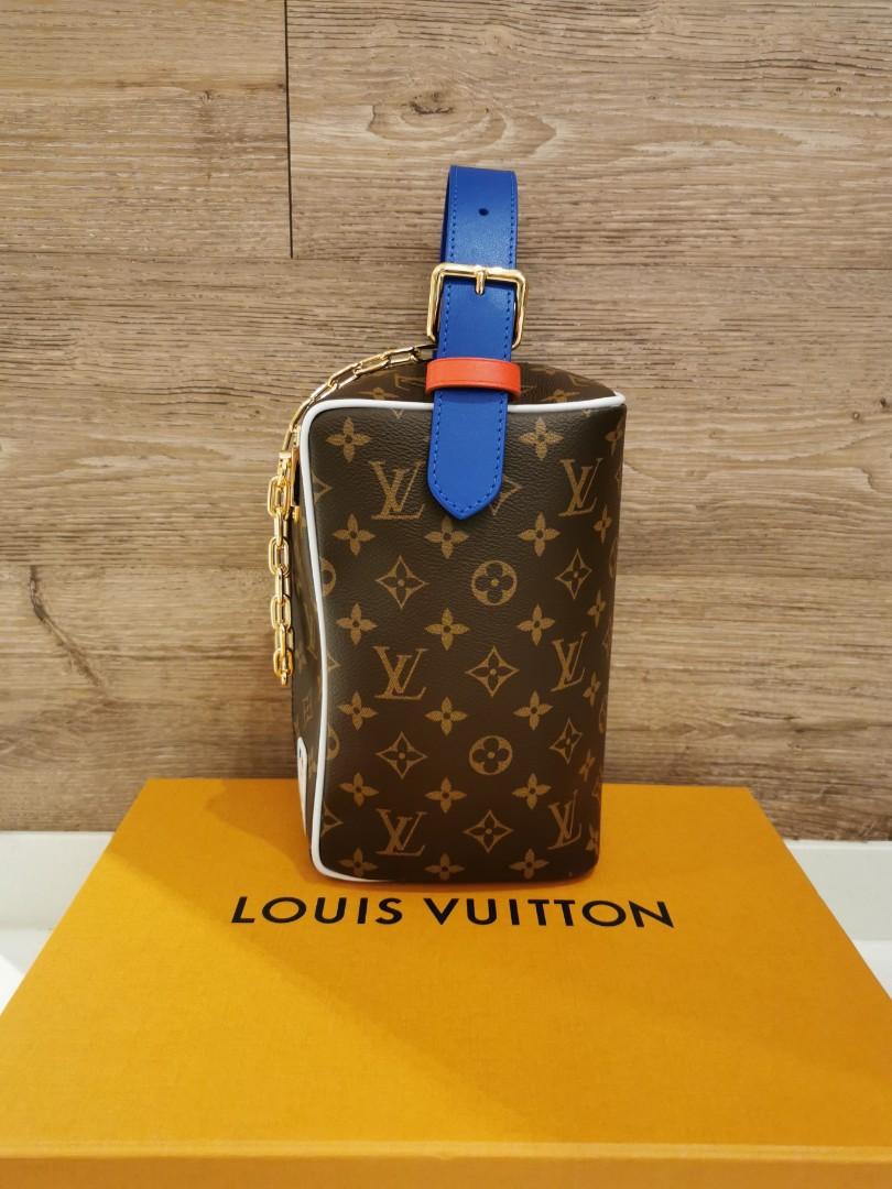 Replica Louis Vuitton LV x NBA Cloakroom Dopp Kit M45588 for Sale